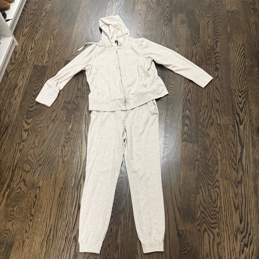 Rachel Zoe Light Beige Hood And Pant Set